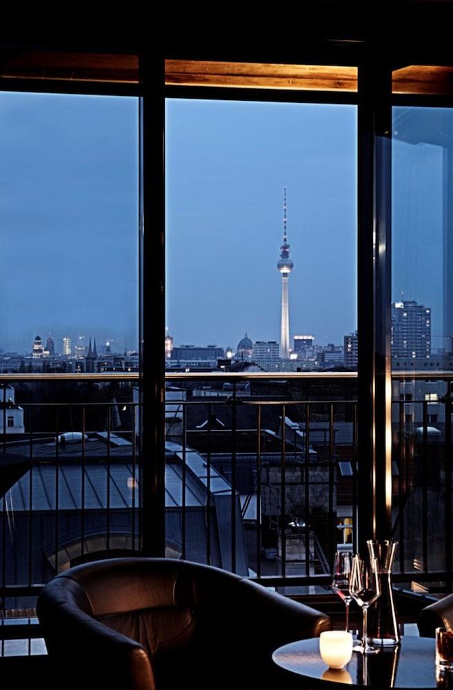 นิว เบอร์ลิน Hotel ภายนอก รูปภาพ